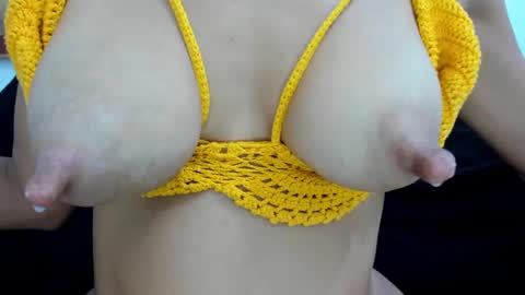 Snapshot of nippx_big chatting on 12.19.24 ANTO online show from 12.19.24