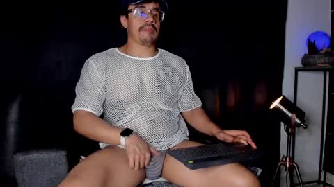 Snapshot of nipsfetich chatting on 12.10.24 Steven online show from 12.10.24