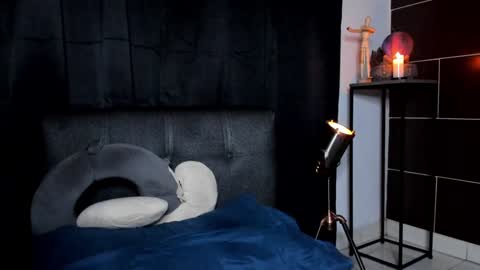 Snapshot of nipsfetich chatting on 01.13.25 Steven online show from 01.13.25