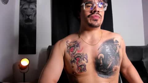 Snapshot of nipsfetich chatting on 10.16.25 Steven online show from 10.16.25