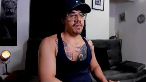 Snapshot of nipsfetich chatting on 11.16.25 Steven online show from 11.16.25