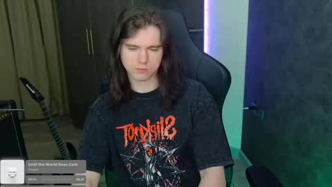 Snapshot of nitroshade chatting on 02.08.25 nitroshade online show from 02.08.25