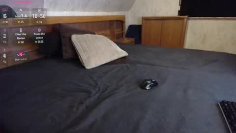 nixan85 online show from 04.26.26