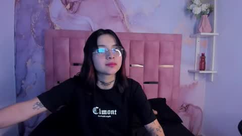 Snapshot of nixielee__ chatting on 09.20.25 Nixie online show from 09.20.25