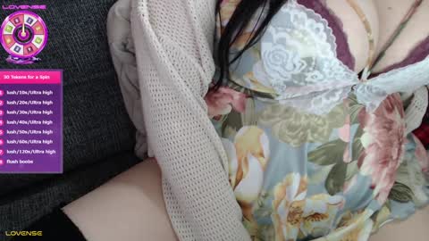 Snapshot of nizico chatting on 12.12.24 nizico online show from 12.12.24