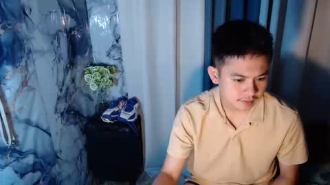 Snapshot of njay_16 chatting on 09.08.25 njay_16 online show from 09.08.25