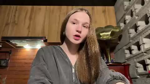 Snapshot of nloraaa chatting on 06.10.26 Tears Lora online show from 06.10.26
