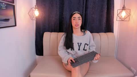 NATHALIA MORENO online show from 04.17.26