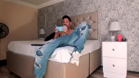 Noah online show from 04.11.26