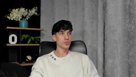 Noah Brigth online show from 02.14.25