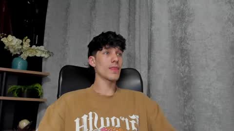 Noah Brigth online show from 02.19.25