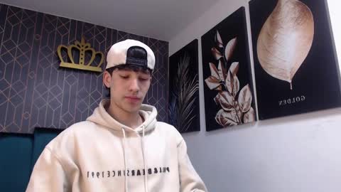 Noah Brigth online show from 03.05.25