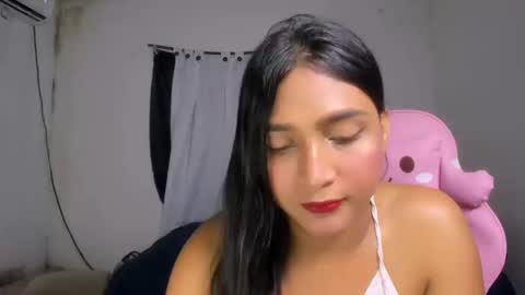 Snapshot of noah_cute18 chatting on 09.23.25 Noah online show from 09.23.25