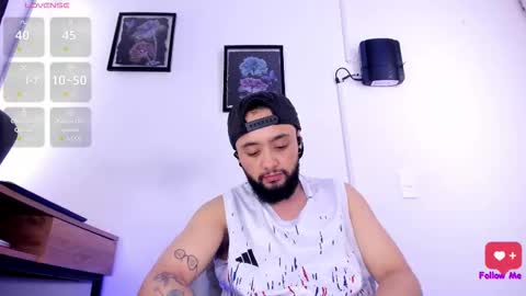 noah_devil_ online show from 11.05.25