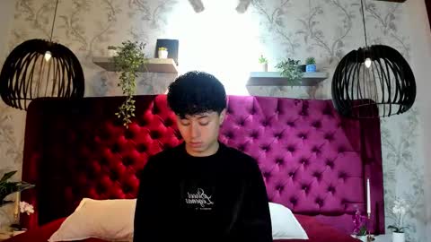 noah_dupont_ online show from 02.05.26