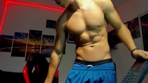 noah_flynn1 online show from 12.01.25