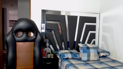 Noah Harris01 online show from 02.28.26