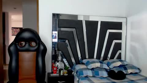 Noah Harris01 online show from 04.01.26