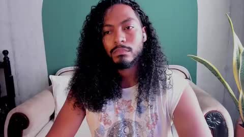 Snapshot of noah_jones__ chatting on 02.22.25 Noah online show from 02.22.25