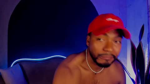 Snapshot of noah_jones__ chatting on 03.01.25 Noah online show from 03.01.25