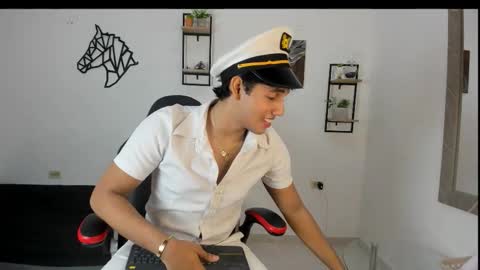 Noah online show from 10.20.25