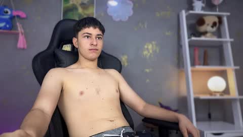 noah  online show from 04.04.26