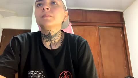 Snapshot of noah_martini chatting on 01.22.25 noah hehim online show from 01.22.25