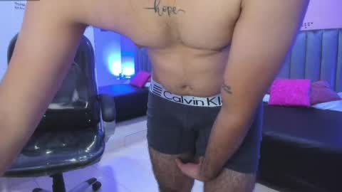 Snapshot of noah_sin_ chatting on 05.15.26 noah sin online show from 05.15.26