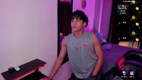 noah_smith04 online show from 10.04.25