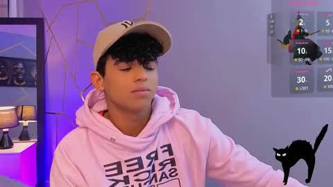 noah_smith04 online show from 10.27.25