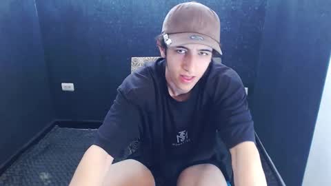 noah_sokolov online show from 11.10.25