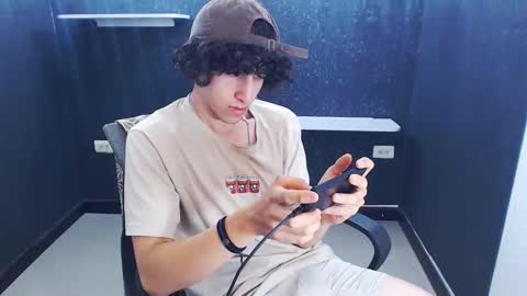 noah_sokolov online show from 12.18.25