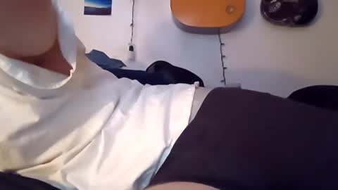 Noah Wesley online show from 12.04.24