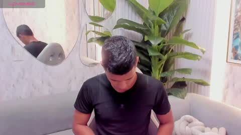 NOAH online show from 04.12.26