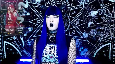 Snapshot of noamy_666 chatting on 10.23.25 caroline online show from 10.23.25