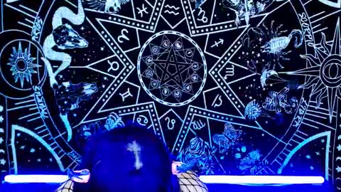 Snapshot of noamy_666 chatting on 11.19.25 caroline online show from 11.19.25