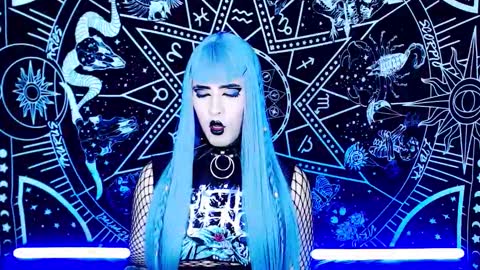 Snapshot of noamy_666 chatting on 11.21.25 caroline online show from 11.21.25