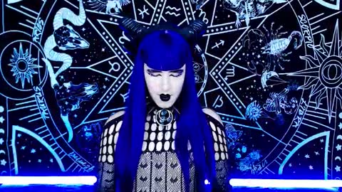 Snapshot of noamy_666 chatting on 11.29.25 caroline online show from 11.29.25