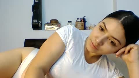 Snapshot of noapino chatting on 10.09.25 Noa Pino online show from 10.09.25