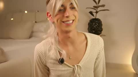 Samantha online show from 04.12.26