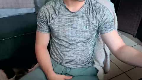 nobudget06 online show from 10.19.25