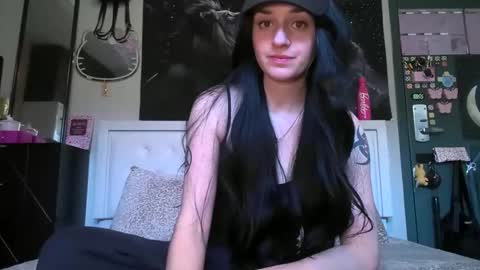 Noelle online show from 04.10.26