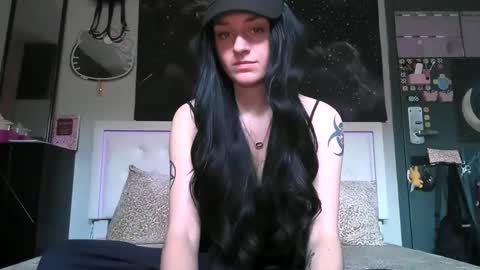 Noelle online show from 04.16.26