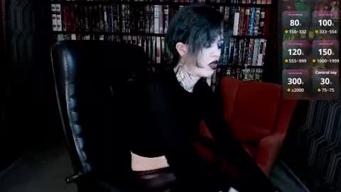 Snapshot of noellegothicshadow chatting on 07.06.26 Elly online show from 07.06.26