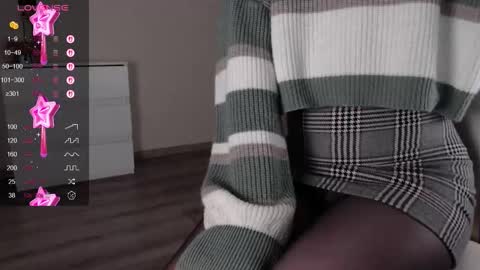 noelleneptune online show from 11.02.25