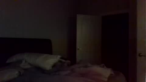 noelng3 online show from 02.13.25