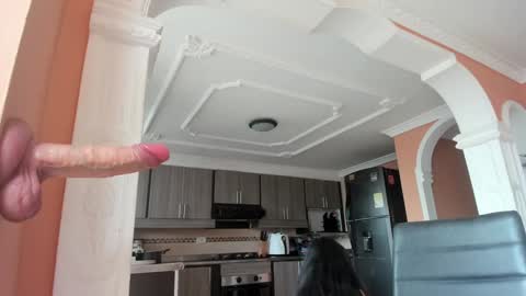  In instagram dayhannanoemi online show from 09.26.25