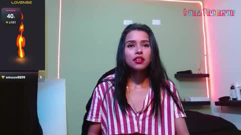 Snapshot of noha_thomson chatting on 09.13.25 Noha Thomson online show from 09.13.25