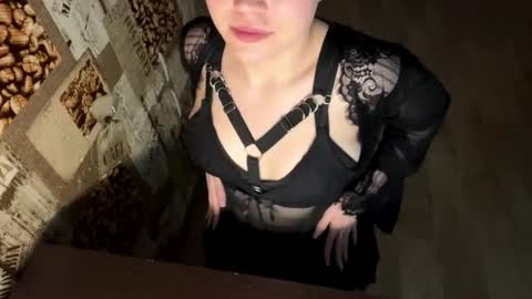 Abri online show from 04.09.26