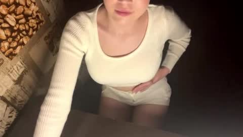 Abri online show from 04.10.26